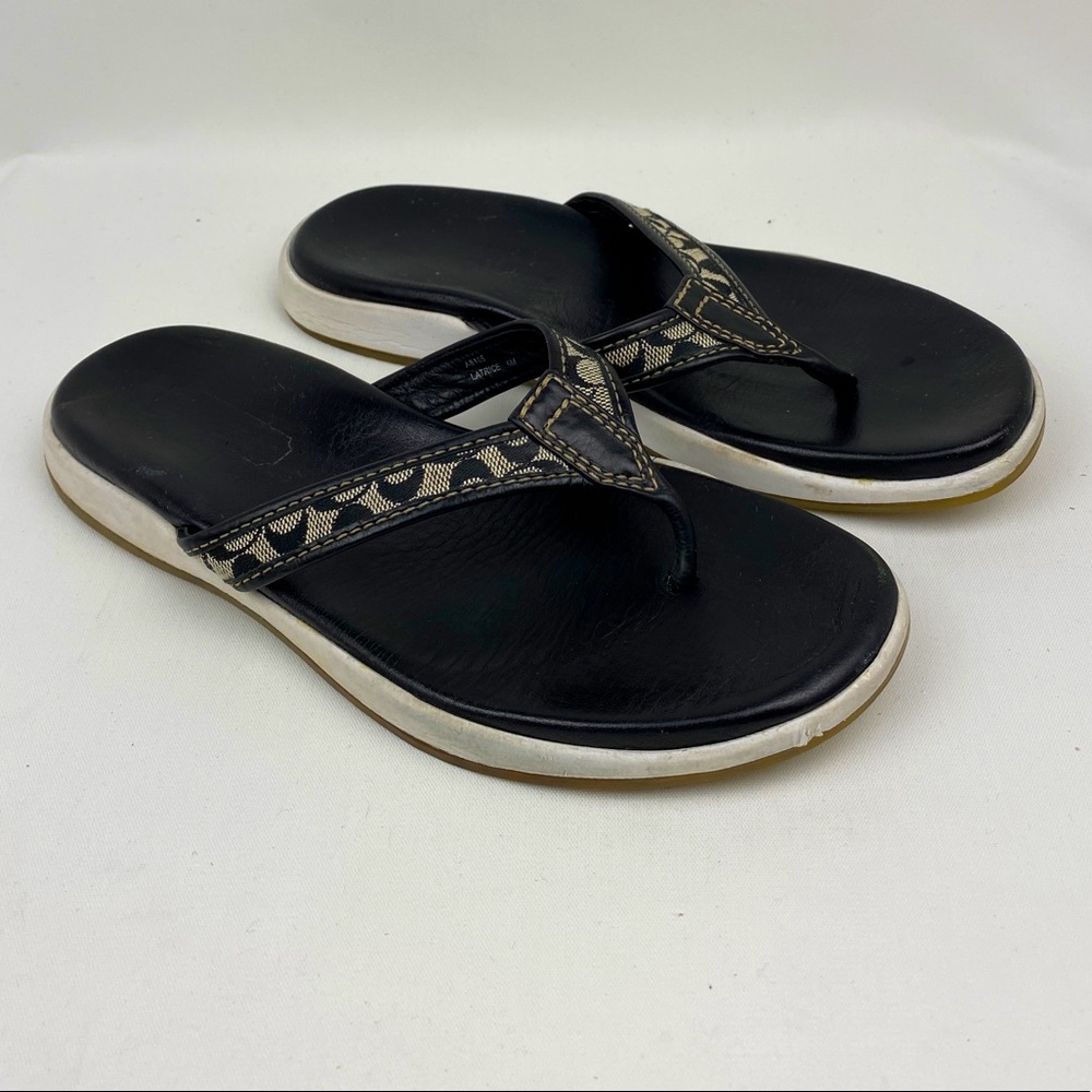 Classy Casual Coach Flip Flop Sandals size 6